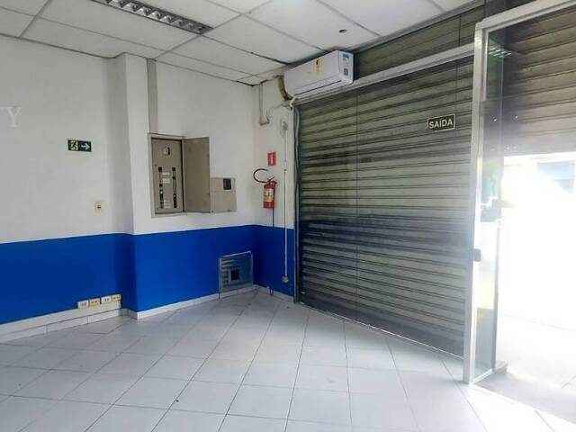 #208 - Loja para Locação em Santos - SP