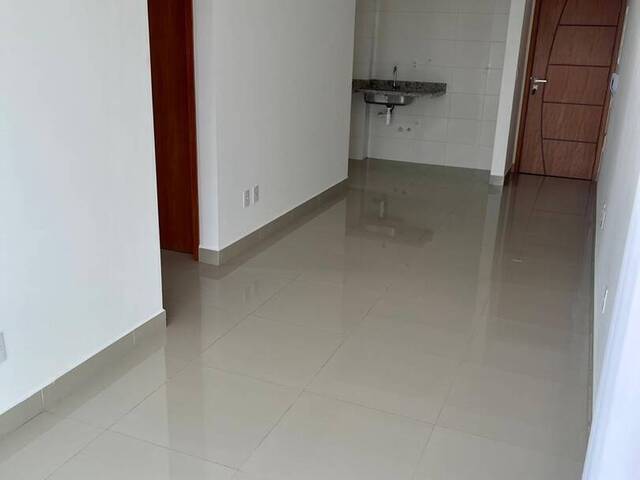 #215 - Apartamento para Venda em Santos - SP