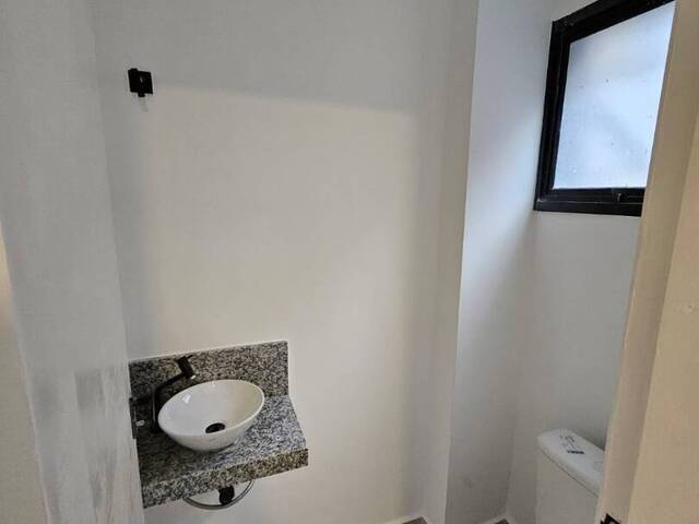 #226 - Casa em condomínio para Venda em São Vicente - SP