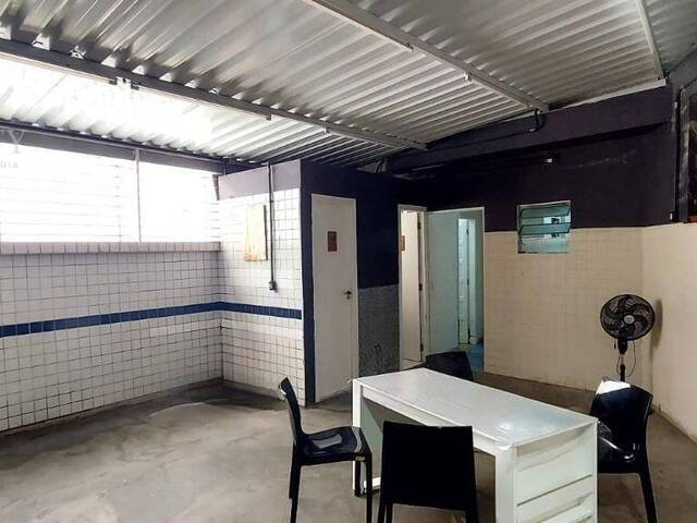 #233 - Sala para Locação em Santos - SP