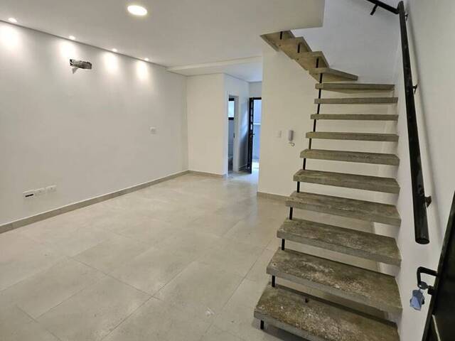 #258 - Casa em condomínio para Venda em São Vicente - SP