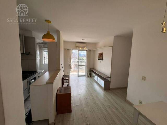 Apartamento para Venda em Santos - 2