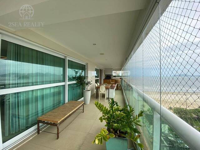 #311 - Apartamento para Venda em Santos - SP