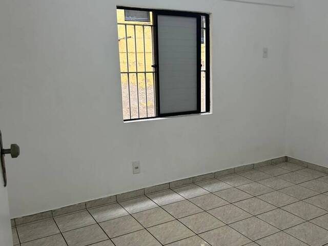 #334 - Apartamento para Venda em São Vicente - SP