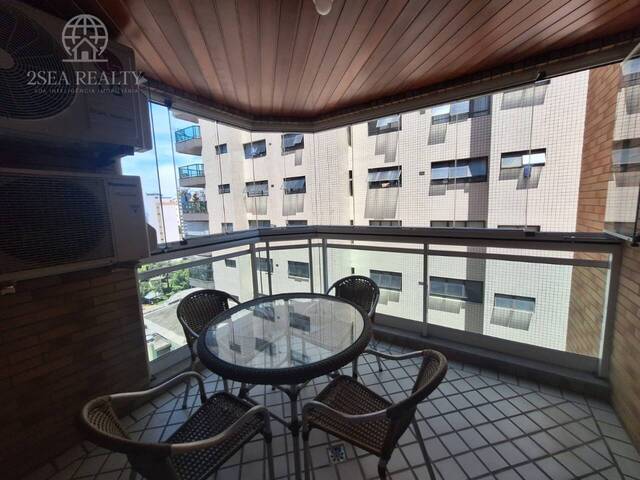 #348 - Apartamento para Venda em Santos - SP