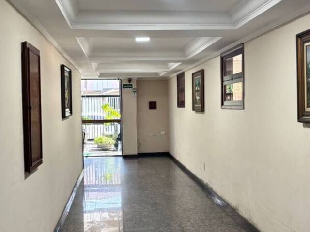 #354 - Apartamento para Venda em Santos - SP