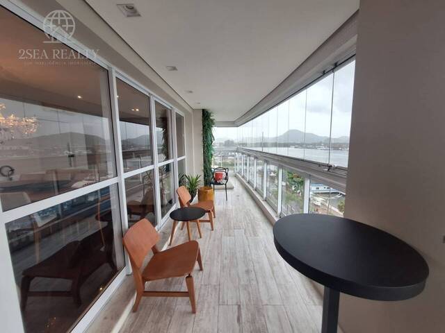 Apartamento para Venda em Santos - 4