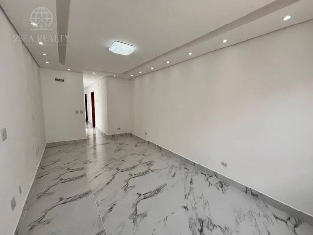 #379 - Casa para Venda em Santos - SP