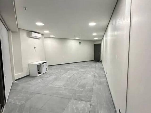 #383 - Sala para Locação em Santos - SP