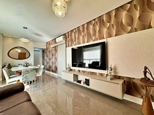 #411 - Apartamento para Venda em Santos - SP