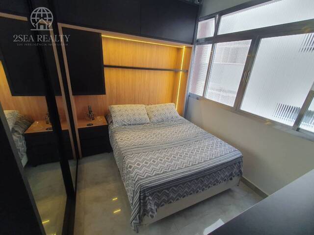 #435 - Apartamento para Venda em São Vicente - SP