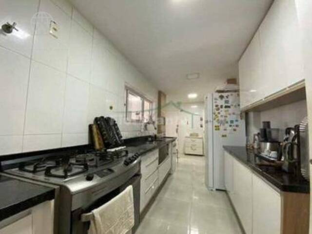 #452 - Apartamento para Venda em Santos - SP