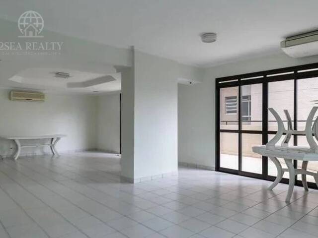 #464 - Apartamento para Locação em Santos - SP