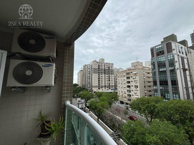 #466 - Apartamento para Locação em Santos - SP