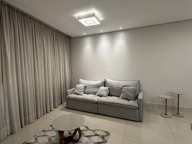 #486 - Apartamento para Locação em Santos - SP