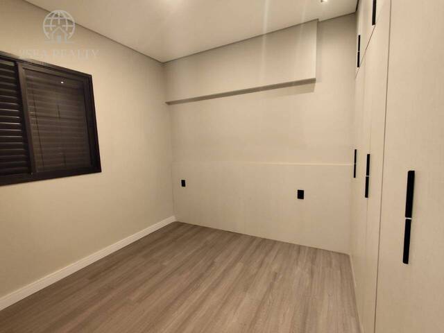 Apartamento para Venda em Santos - 2