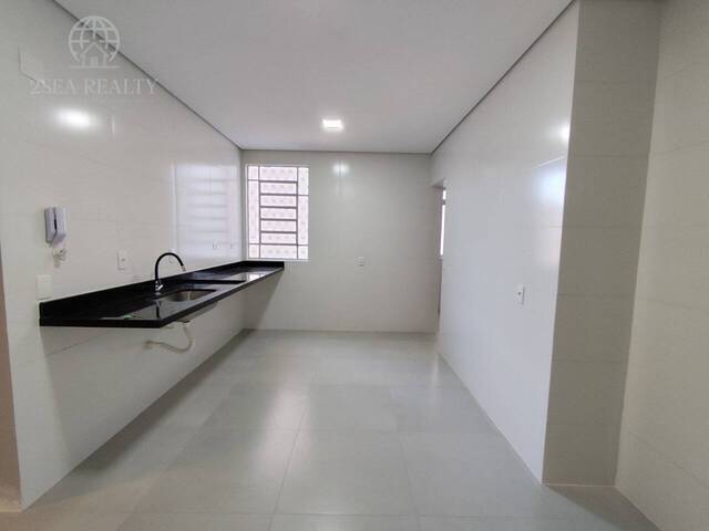Apartamento para Venda em Santos - 2