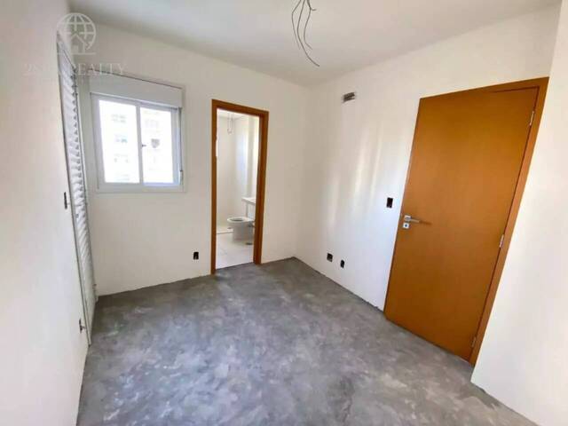 Apartamento para Venda em Santos - 2