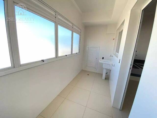 Apartamento para Venda em Santos - 4