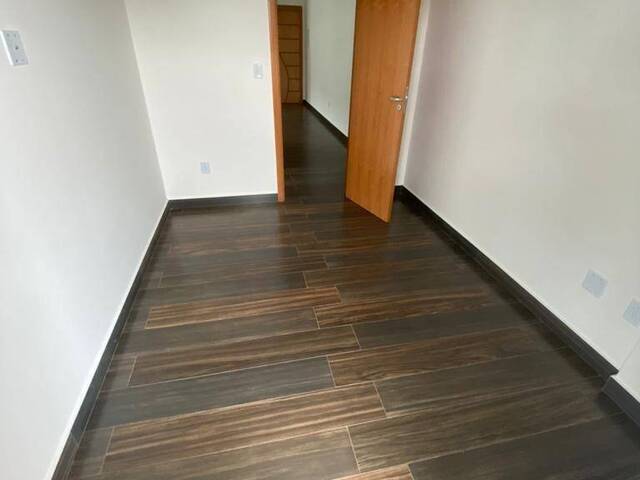 Apartamento para Venda em Praia Grande - 4