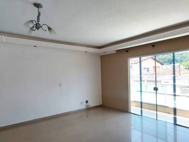 #540 - Casa para Venda em São Vicente - SP