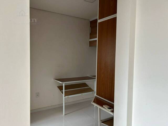 #550 - Casa em condomínio para Venda em  - 