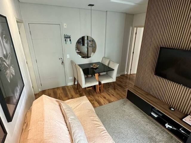 #572 - Apartamento para Venda em Praia Grande - SP