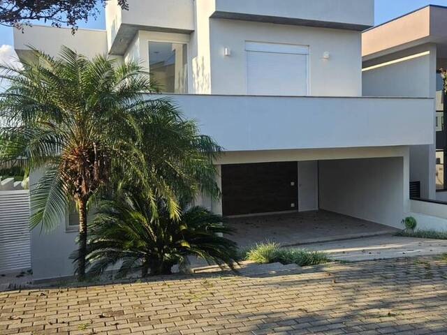 #573 - Casa em condomínio para Venda em  - 