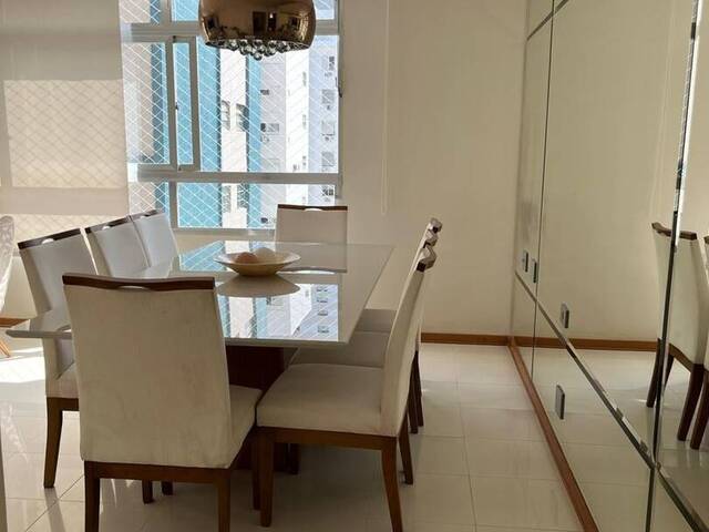 Apartamento para Venda em Santos - 5