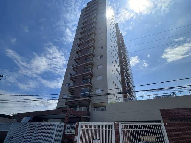 #617 - Apartamento para Venda em Praia Grande - SP