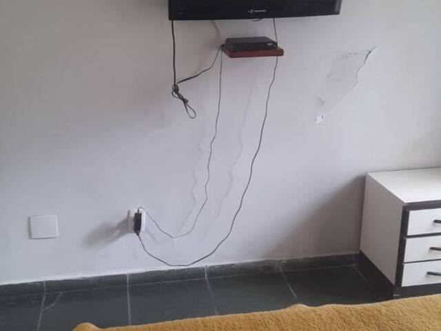 #643 - Kitnet para Venda em São Vicente - SP