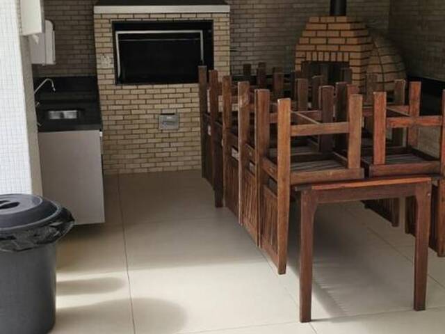 #649 - Apartamento para Venda em Guarujá - SP