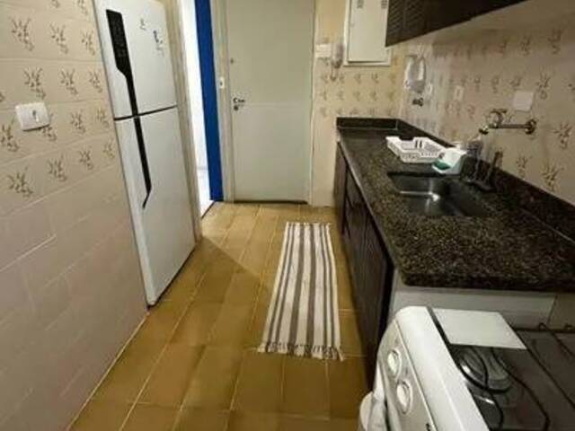 #655 - Apartamento para Venda em Guarujá - SP