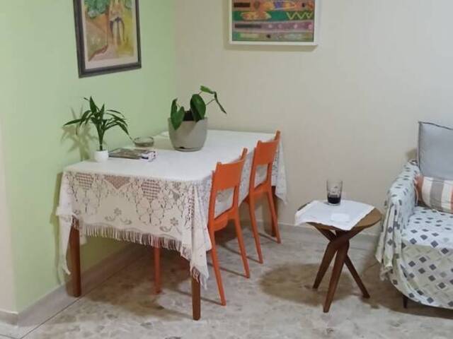 #660 - Apartamento para Venda em Santos - SP