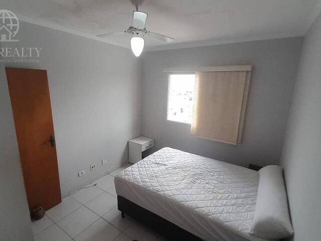 #676 - Apartamento para Venda em Praia Grande - SP