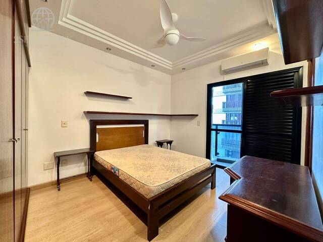 #685 - Apartamento para Venda em Santos - SP