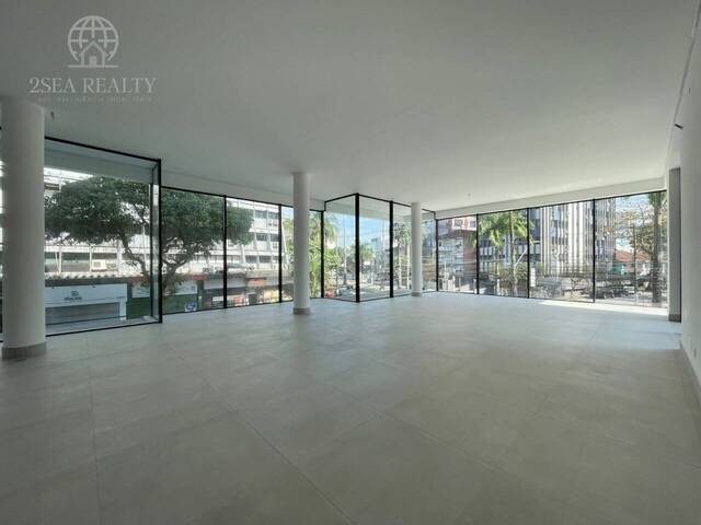 #686 - Loja para Locação em Santos - SP