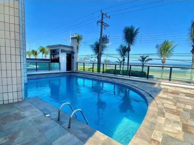 #696 - Apartamento para Venda em Praia Grande - SP