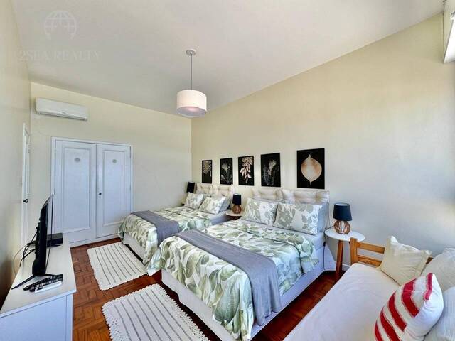 #699 - Apartamento para Venda em Guarujá - SP