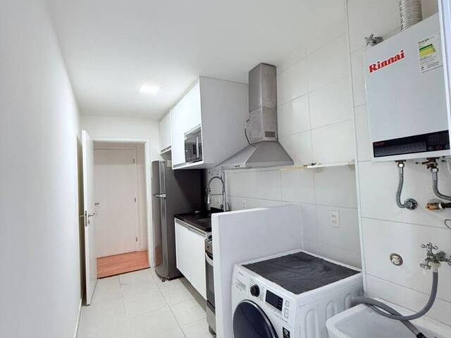 #705 - Apartamento para Venda em Santos - SP