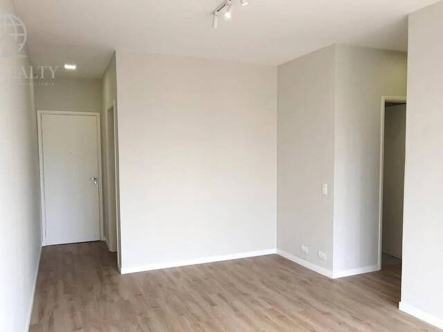 #706 - Apartamento para Venda em  - 