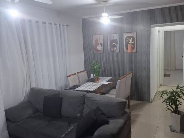 #713 - Apartamento para Venda em Santos - SP