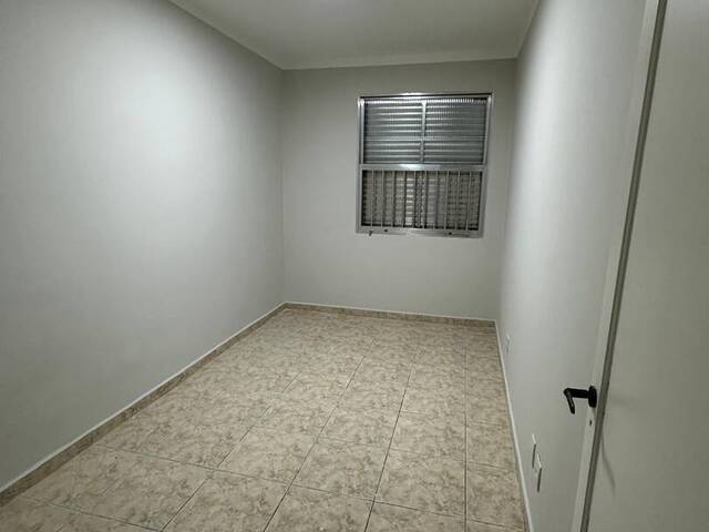 #721 - Apartamento para Venda em Santos - SP