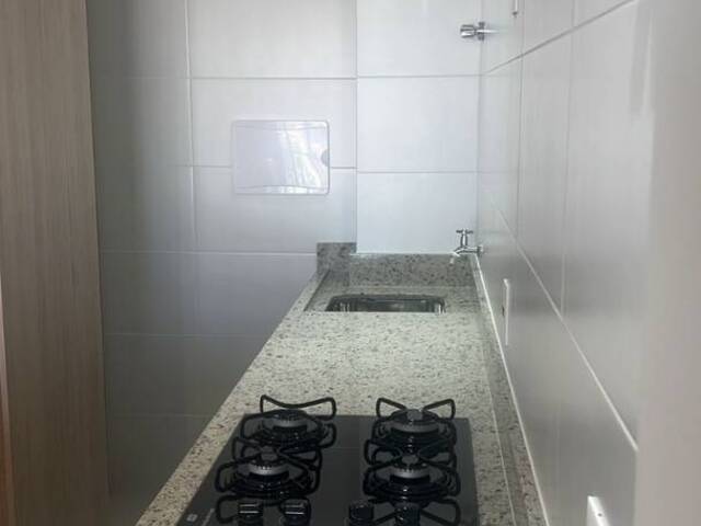 #722 - Apartamento para Locação em Santos - SP