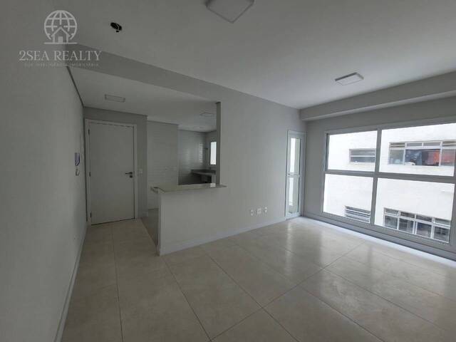 #723 - Apartamento para Venda em Santos - SP