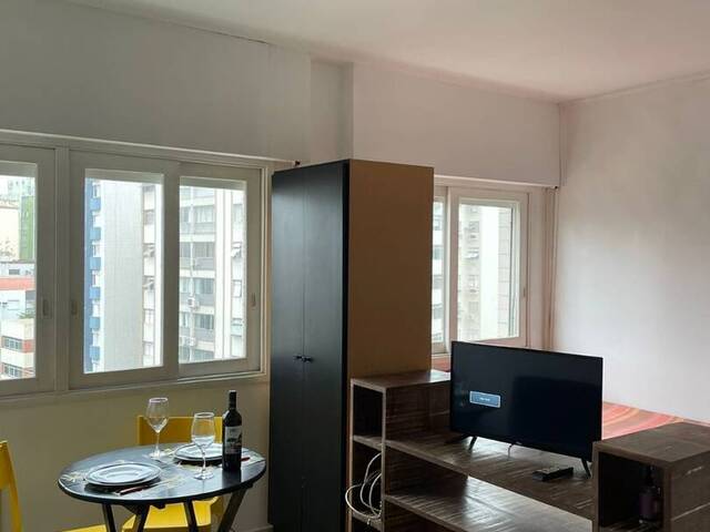 #734 - Kitnet para Locação em Santos - SP