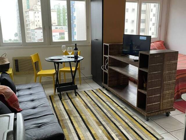 #734 - Kitnet para Locação em Santos - SP