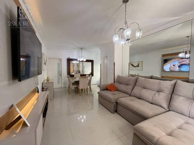 #741 - Casa para Venda em Santos - SP