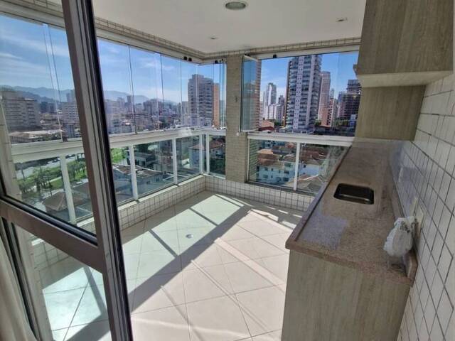#745 - Apartamento para Venda em Santos - SP