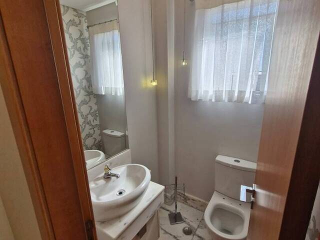 #745 - Apartamento para Venda em Santos - SP